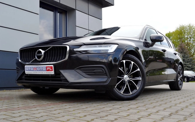 Volvo V60 cena 84900 przebieg: 231260, rok produkcji 2019 z Ćmielów małe 781